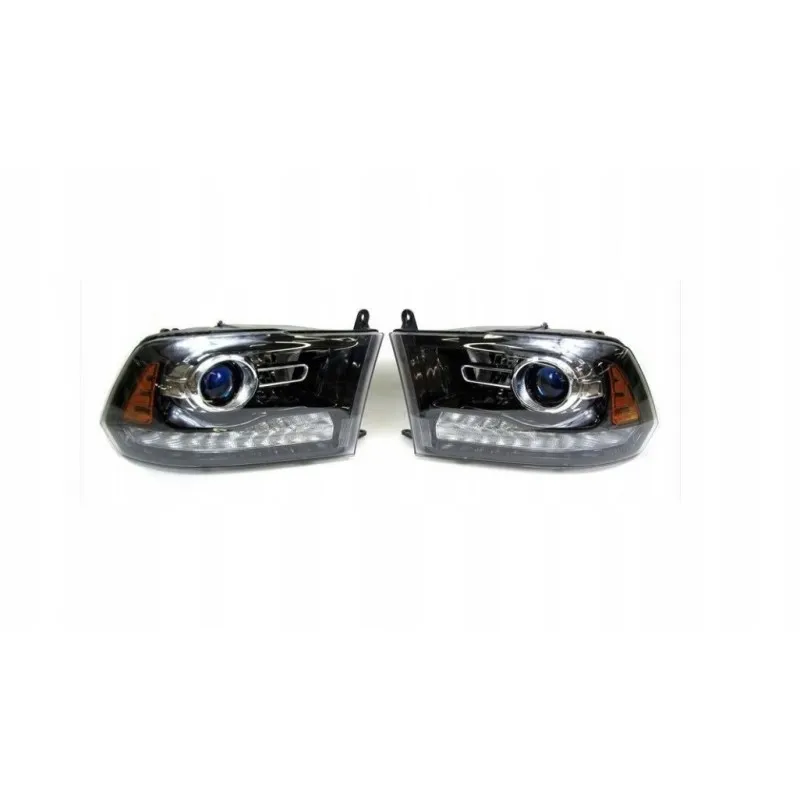 Sada pravého a levého světlometu Eagle Eyes s černou LED čočkou pro Dodge Ram 2013-2018