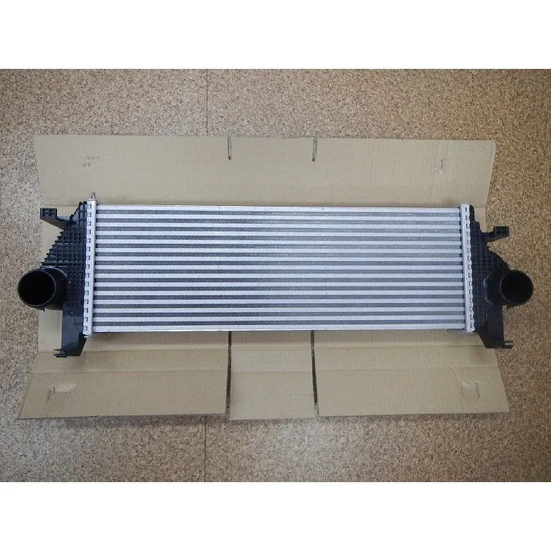 Mezichladič Jeep Grand Cherokee WK2 2011-2021 3.0 CRD diesel