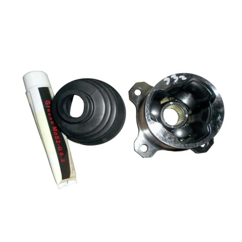 Pravý vnitřní kloub Mitsubishi L200 4WD 06-11